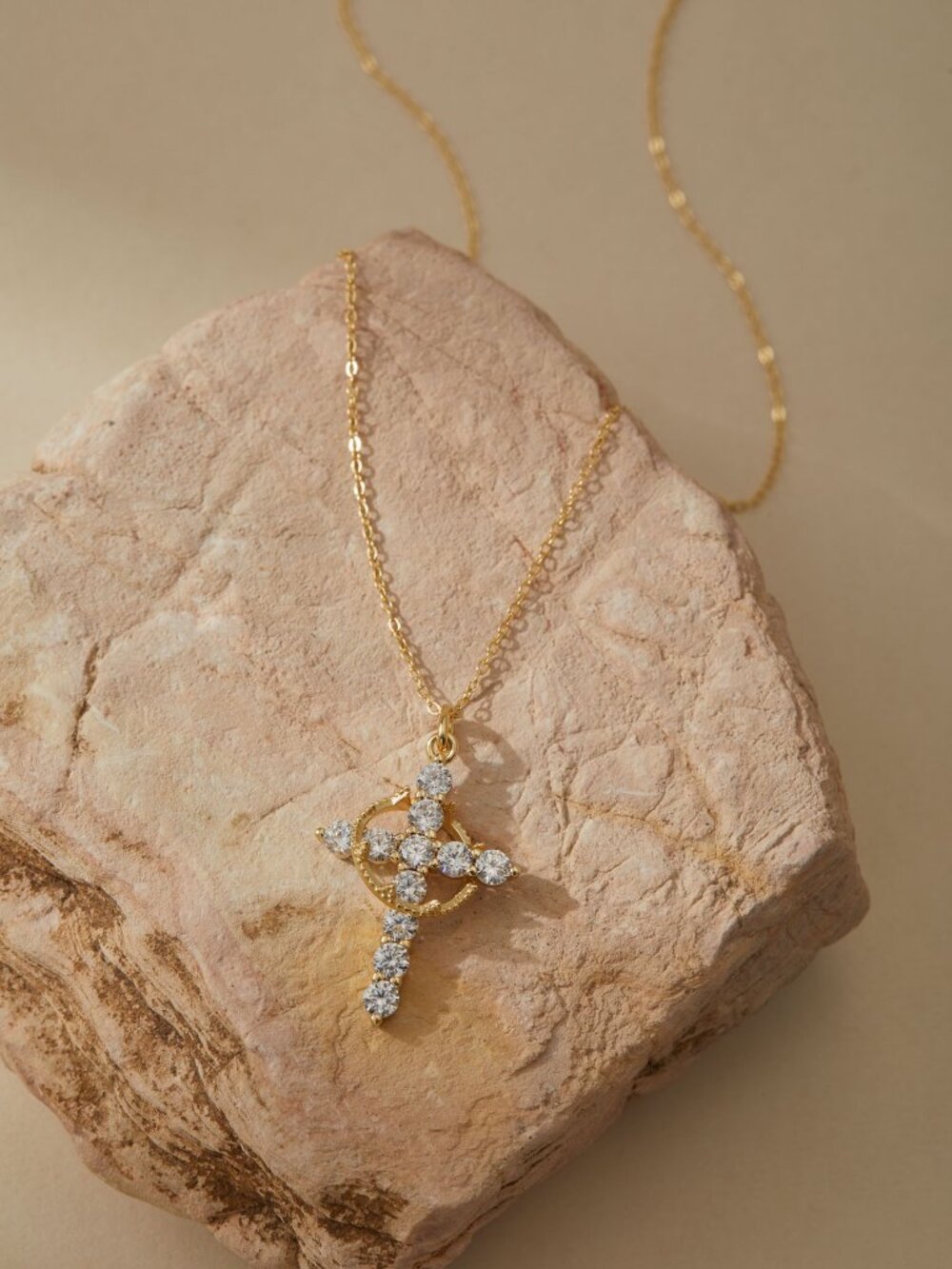 14k Gold Plated Cross Spinner Necklace Rotatable Crown Museori - Picture 2 of 4